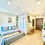 Beautiful View, Modern Studio Apartment 3\' To Walking Lake, Gym And Swimming Pools