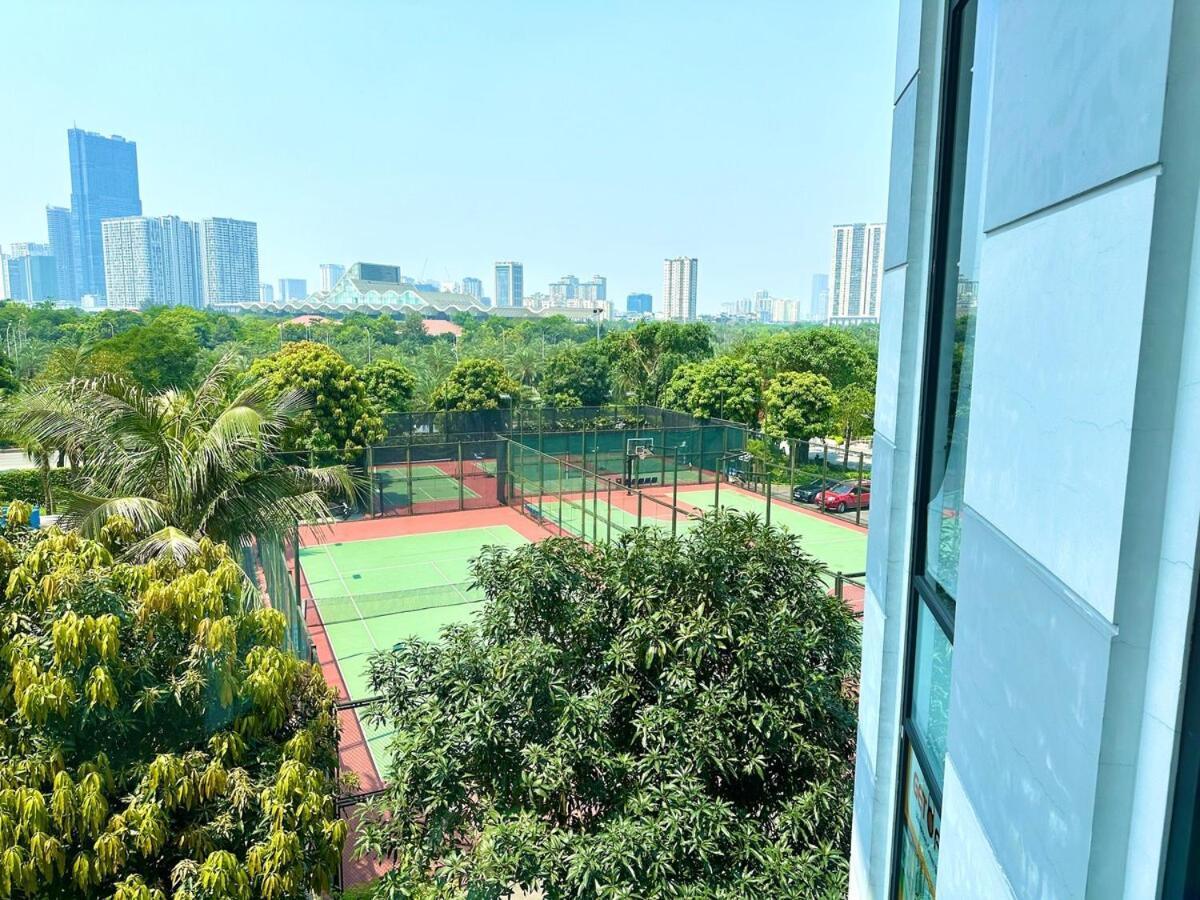 Beautiful View, Modern 3' To Walking Lake, Gym And Swimming Pools *